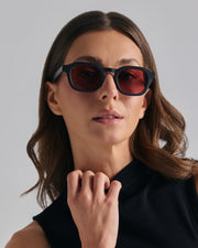 Faos Sikinos Erevos Black / Volcanic Red